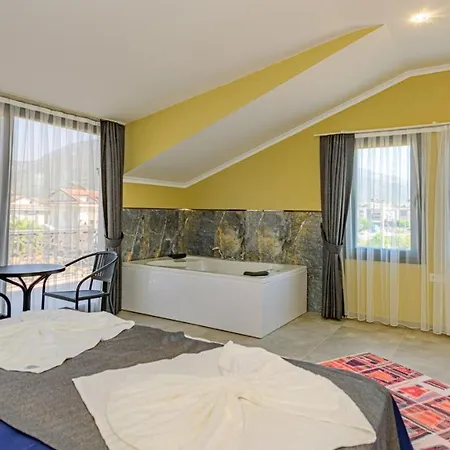 Söğüt 4 - 4 Bedroom With Jacuzzi In Villa