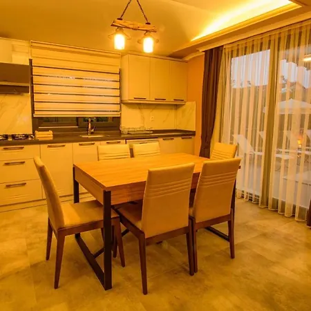 Söğüt 4 - 4 Bedroom With Jacuzzi In Villa