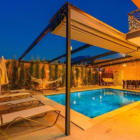 Söğüt 4 - 4 Bedroom With Jacuzzi In Fethiye