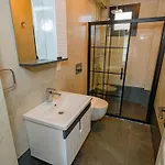 Soeguet 4 - 4 Bedroom With Jacuzzi In フェティエ