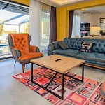 ヴィラ Soeguet 4 - 4 Bedroom With Jacuzzi In *