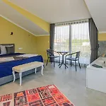 ヴィラ Soeguet 4 - 4 Bedroom With Jacuzzi In フェティエ