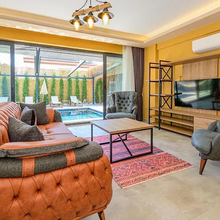 Soeguet 4 - 4 Bedroom With Jacuzzi In *