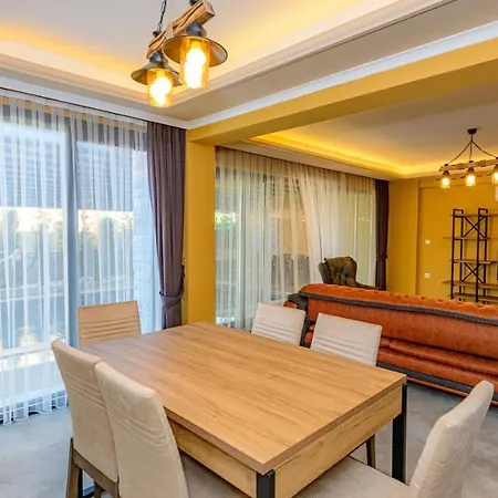 Soeguet 4 - 4 Bedroom With Jacuzzi In * Fethiye