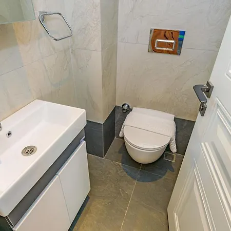 Soeguet 4 - 4 Bedroom With Jacuzzi In * Fethiye
