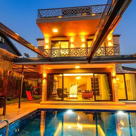 Soeguet 4 - 4 Bedroom With Jacuzzi In * 페티예