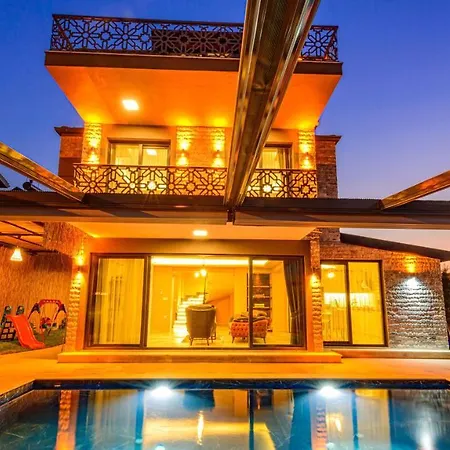 Soeguet 4 - 4 Bedroom With Jacuzzi In Villa