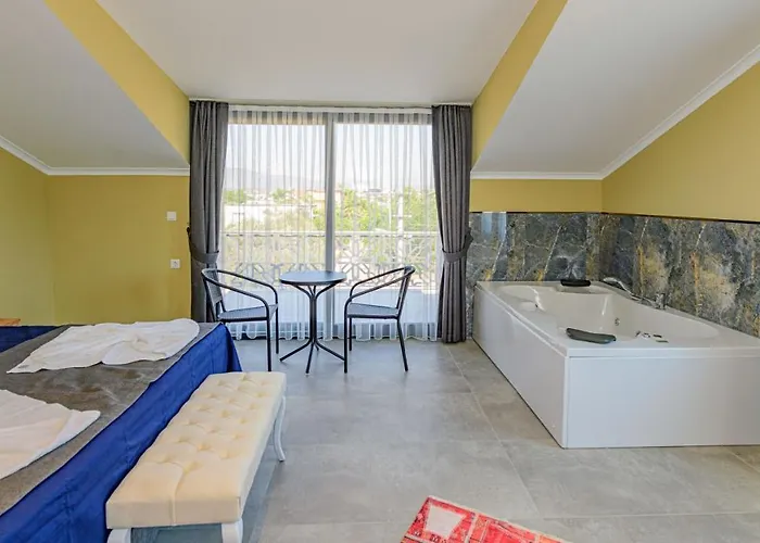 Soeguet 4 - 4 Bedroom With Jacuzzi In 빌라