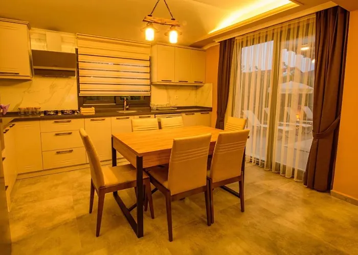 Soeguet 4 - 4 Bedroom With Jacuzzi In 빌라