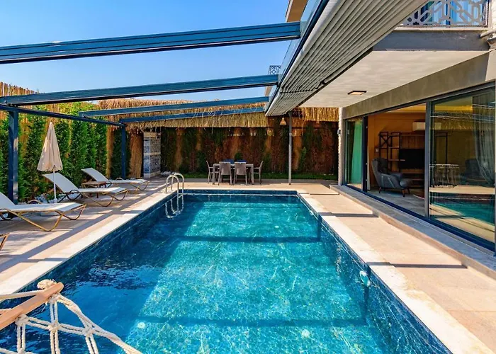 Soeguet 4 - 4 Bedroom With Jacuzzi In 빌라 페티예
