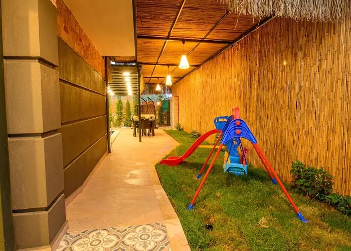 Soeguet 4 - 4 Bedroom With Jacuzzi In 페티예