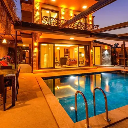 Soeguet 4 - 4 Bedroom With Jacuzzi In ヴィラ *