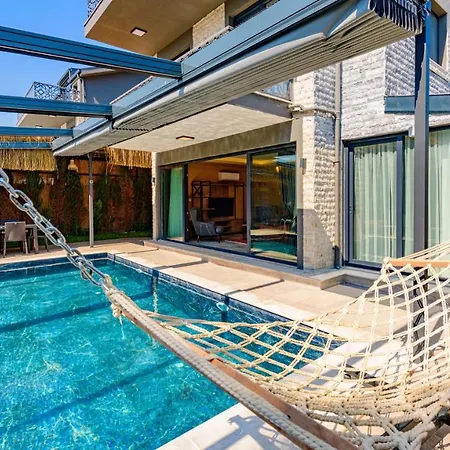 Soeguet 4 - 4 Bedroom With Jacuzzi In ヴィラ *