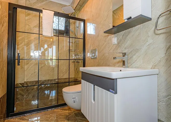 Soeguet 4 - 4 Bedroom With Jacuzzi In Вилла Фетхие