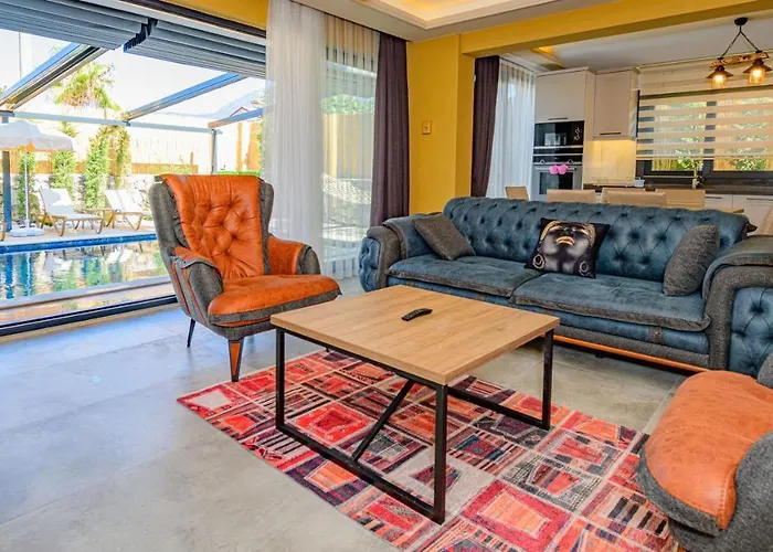 Вилла Soeguet 4 - 4 Bedroom With Jacuzzi In *
