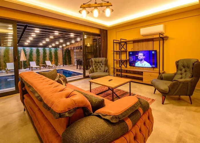 Soeguet 4 - 4 Bedroom With Jacuzzi In * Фетхие